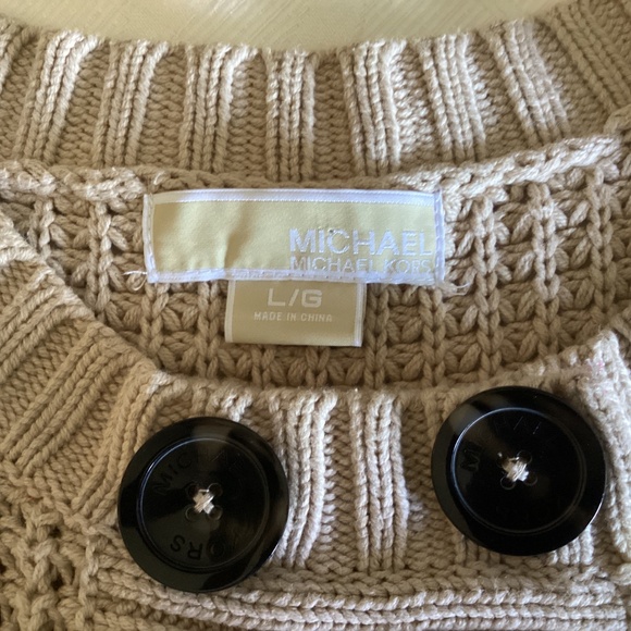 Michael Kors chunky knit tan sweater vest - machine washable. - sz LG - Picture 3 of 14